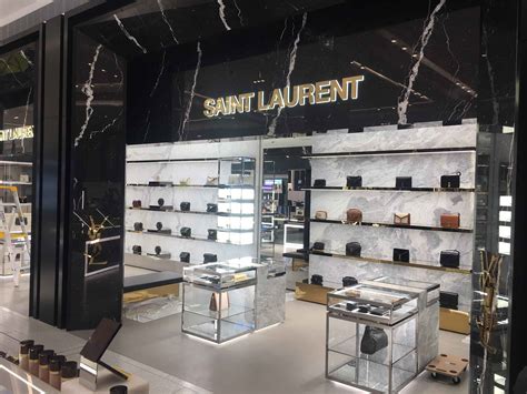 Yves Saint Laurent deploys RFID floor mats for loss 